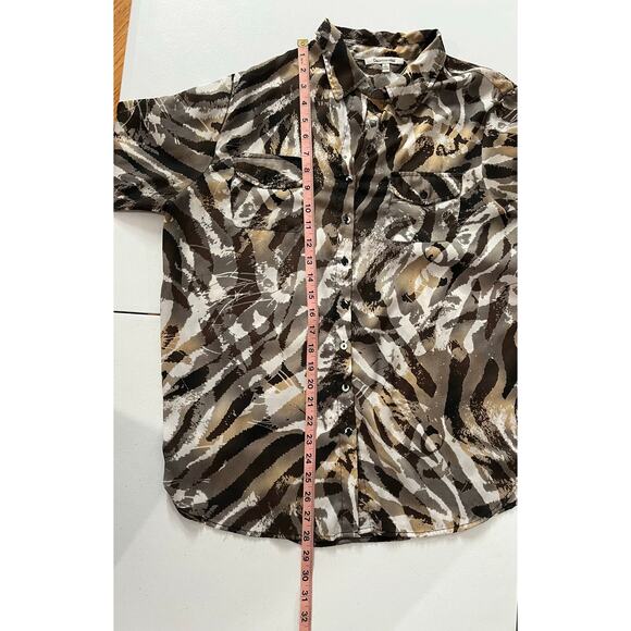 Quintessential Women’s Animal Tiger Long Tunic Semi Sheer Blouse Size Large - Picture 8 of 8
